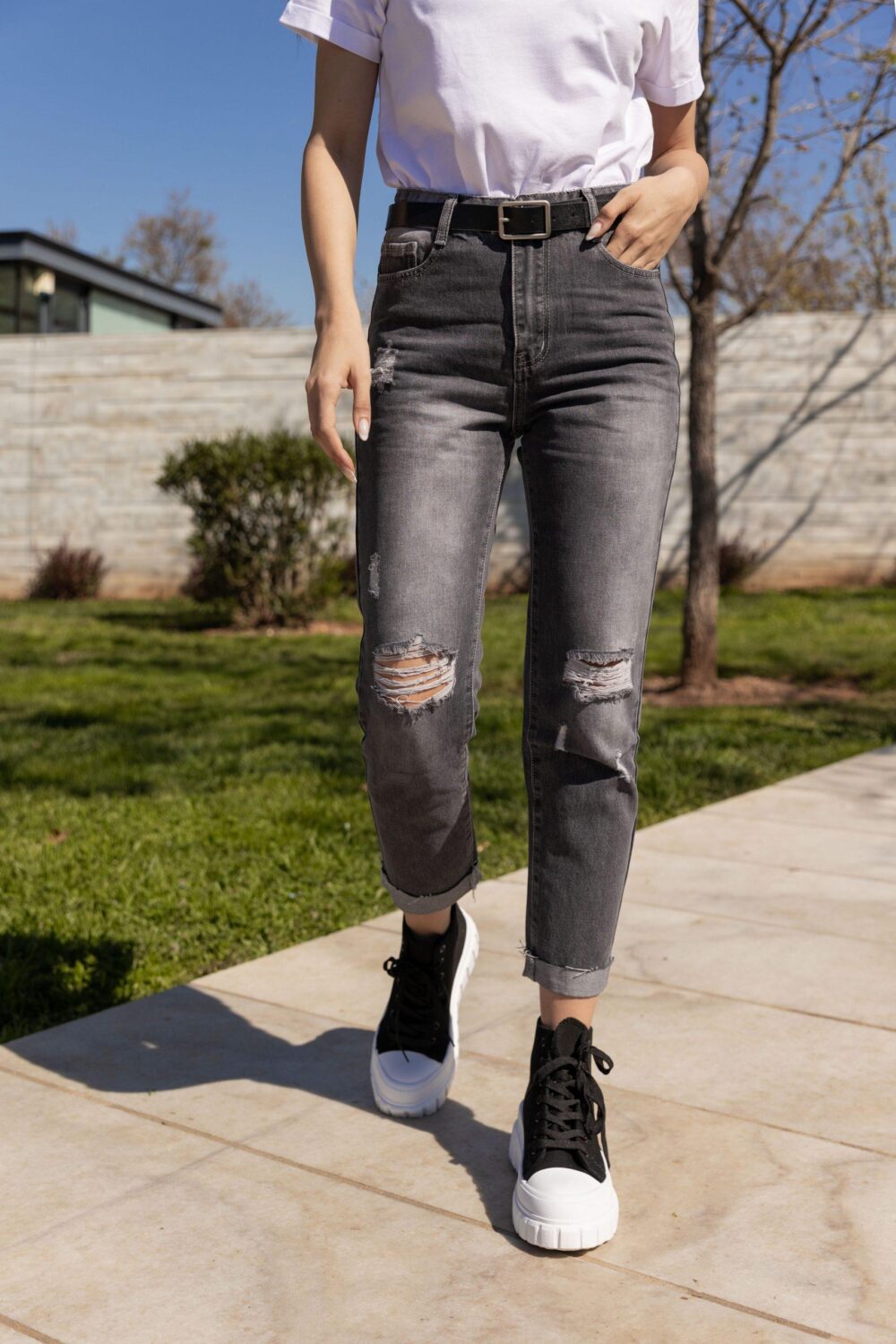 Momfit Jean με Σκισίματα